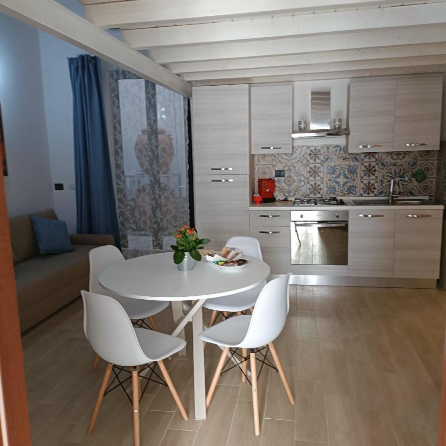 Agata Blu Apartment Catania Bagian luar foto